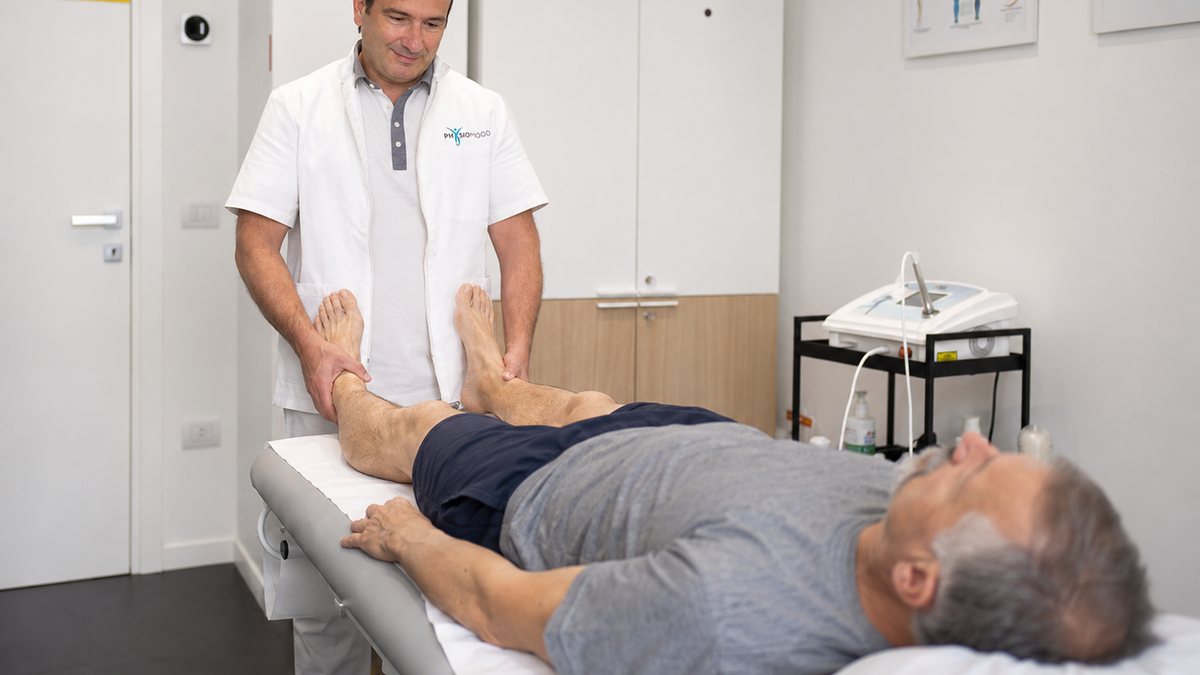 Seduta di fisioterapia presso il centro Physiomood